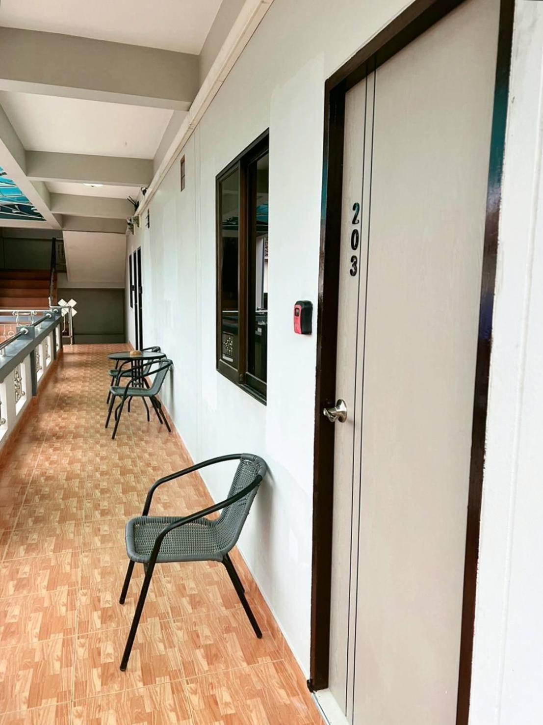 Marin House Pattayaアパートメント エクステリア 写真