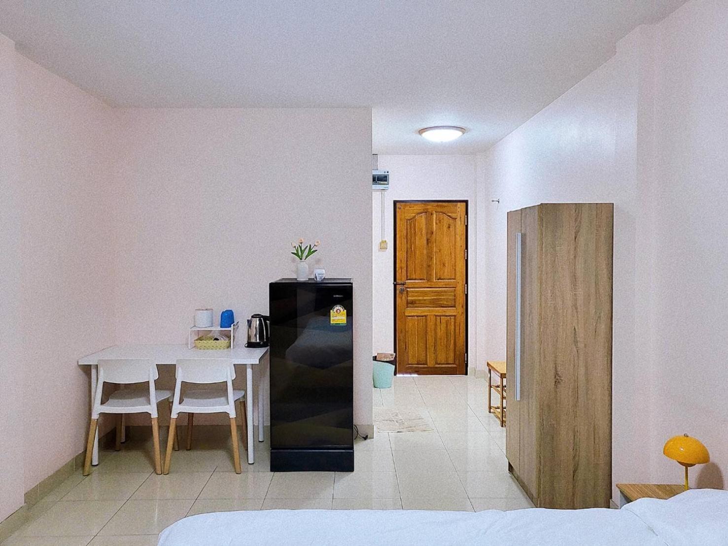 Marin House Pattayaアパートメント エクステリア 写真