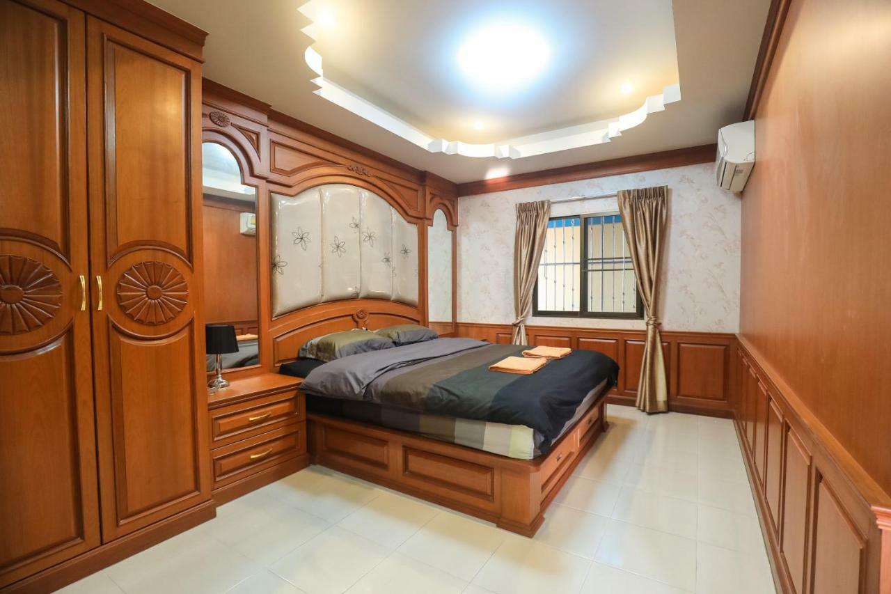 Marin House Pattayaアパートメント エクステリア 写真