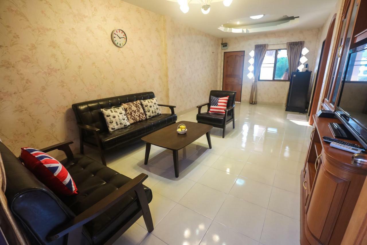 Marin House Pattayaアパートメント エクステリア 写真